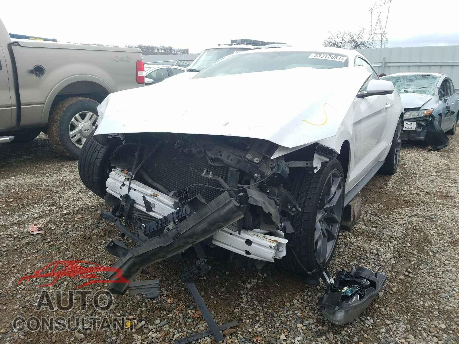 FORD MUSTANG 2017 - 1FA6P8TH5H5282677