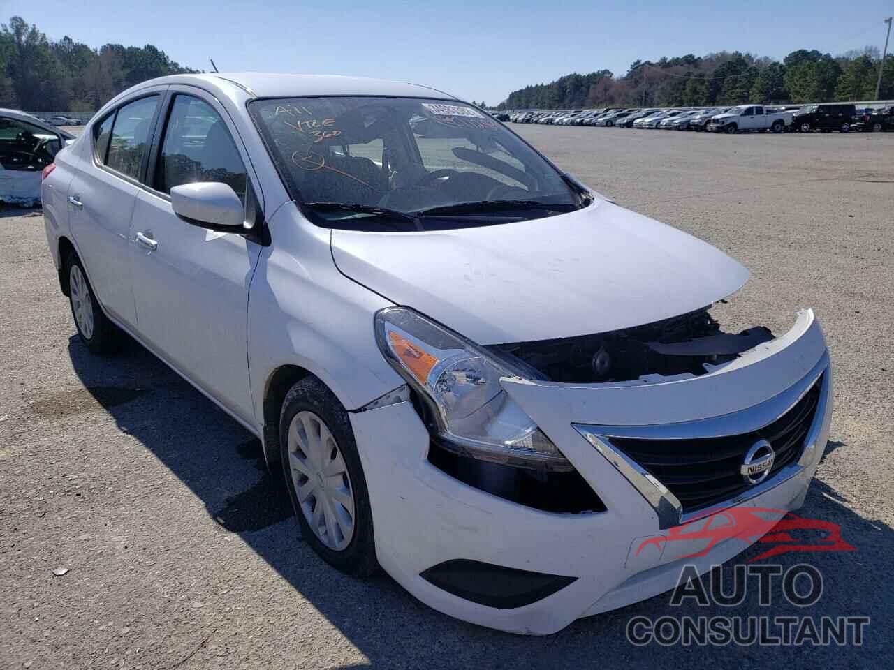 NISSAN VERSA 2017 - 3N1CN7APXHK471289