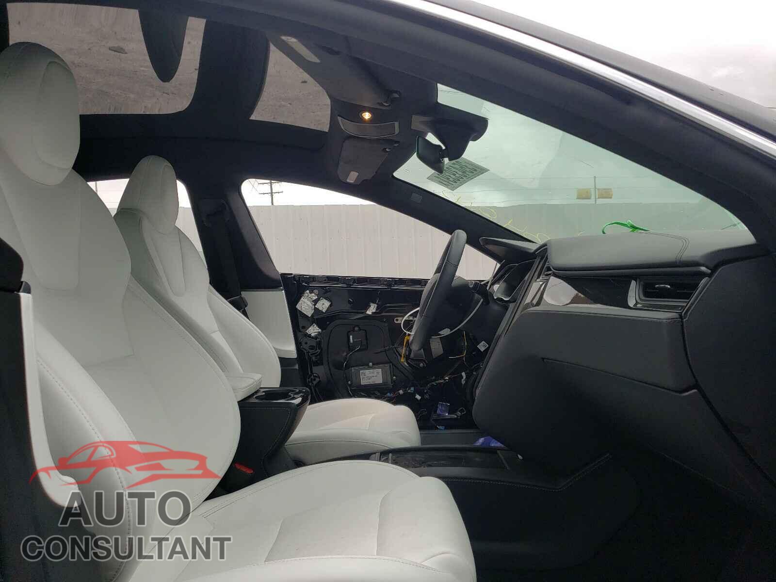 TESLA MODEL S 2020 - 5YJSA1E29LF408797