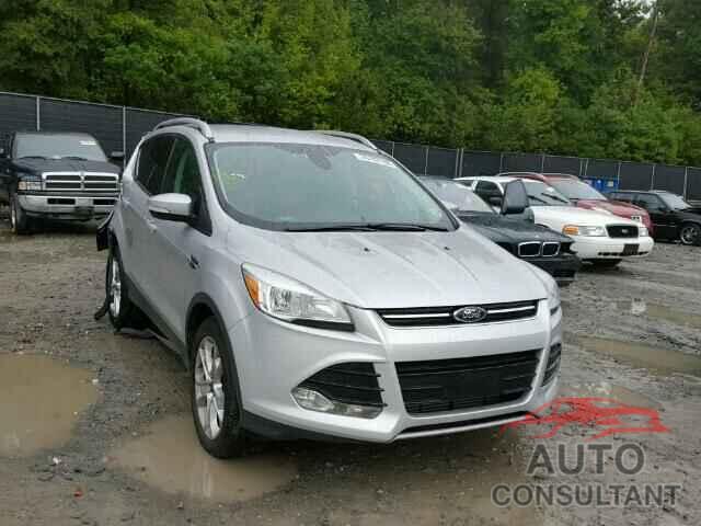 FORD ESCAPE 2015 - 1FMCU0J91FUA19930