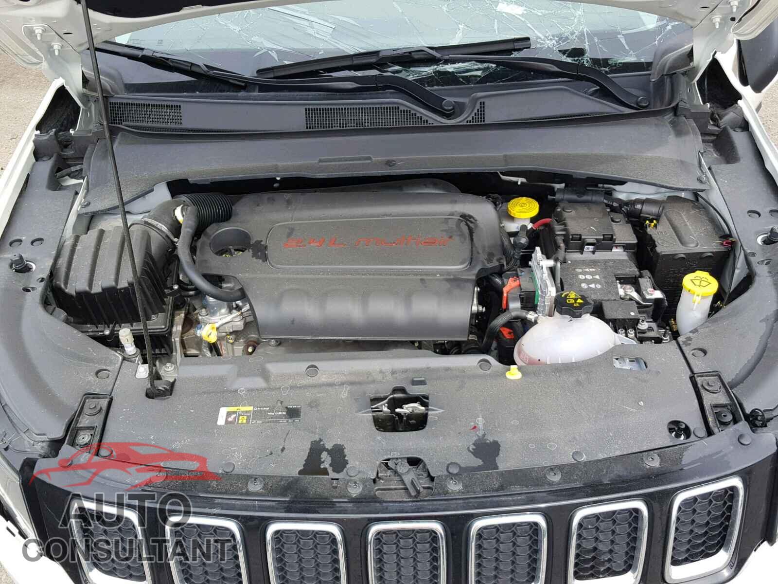 JEEP COMPASS LA 2017 - 3C4NJDBB5HT666701