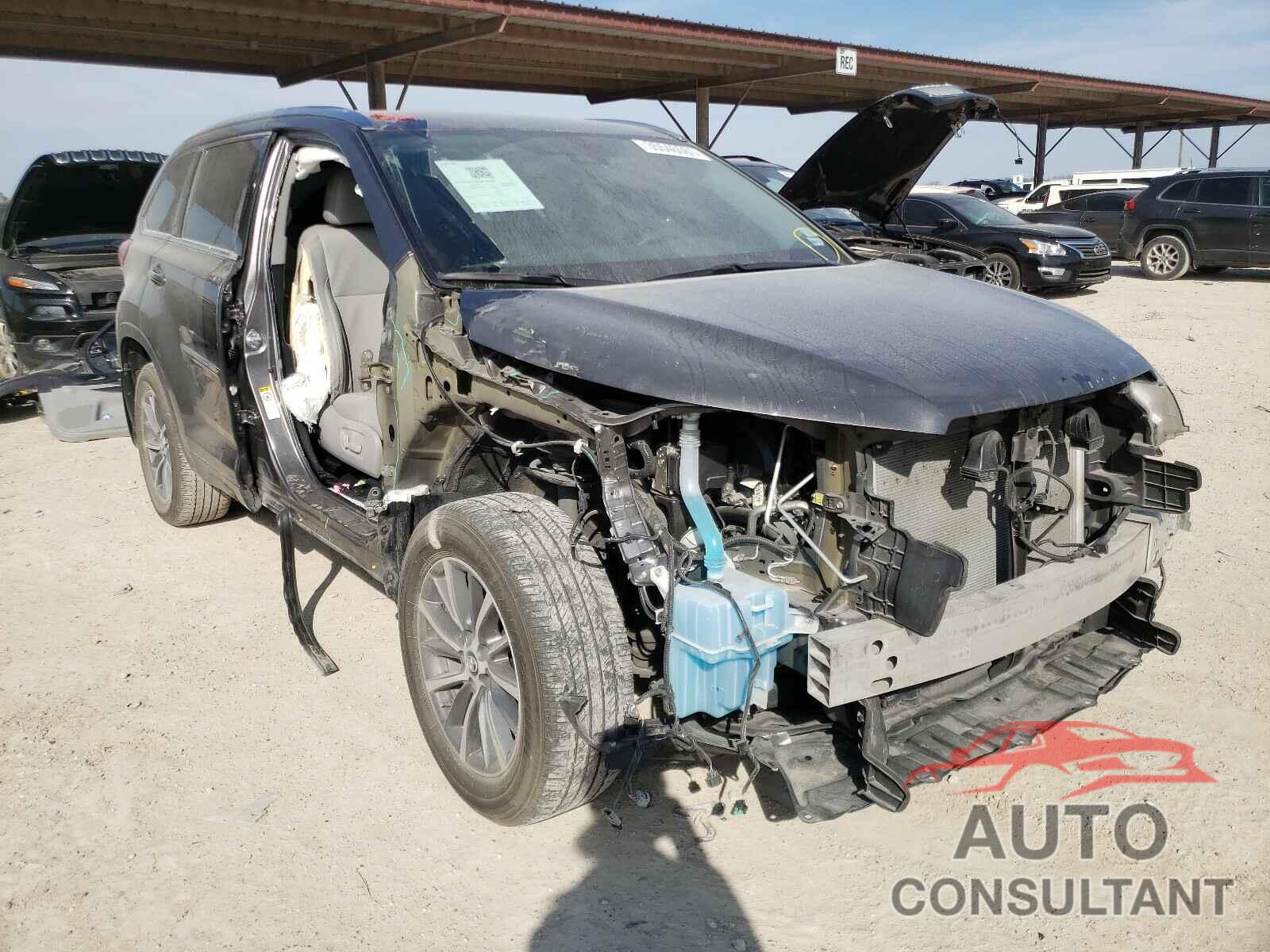 TOYOTA HIGHLANDER 2018 - 5TDKZRFHXJS549140