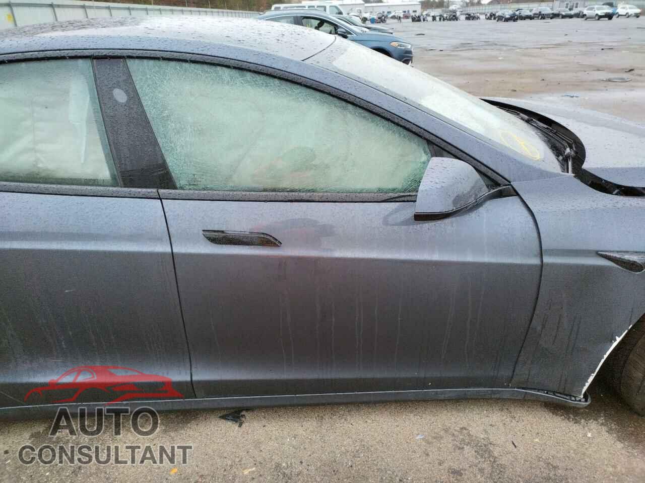 TESLA MODEL S 2021 - 5YJSA1E55MF454607