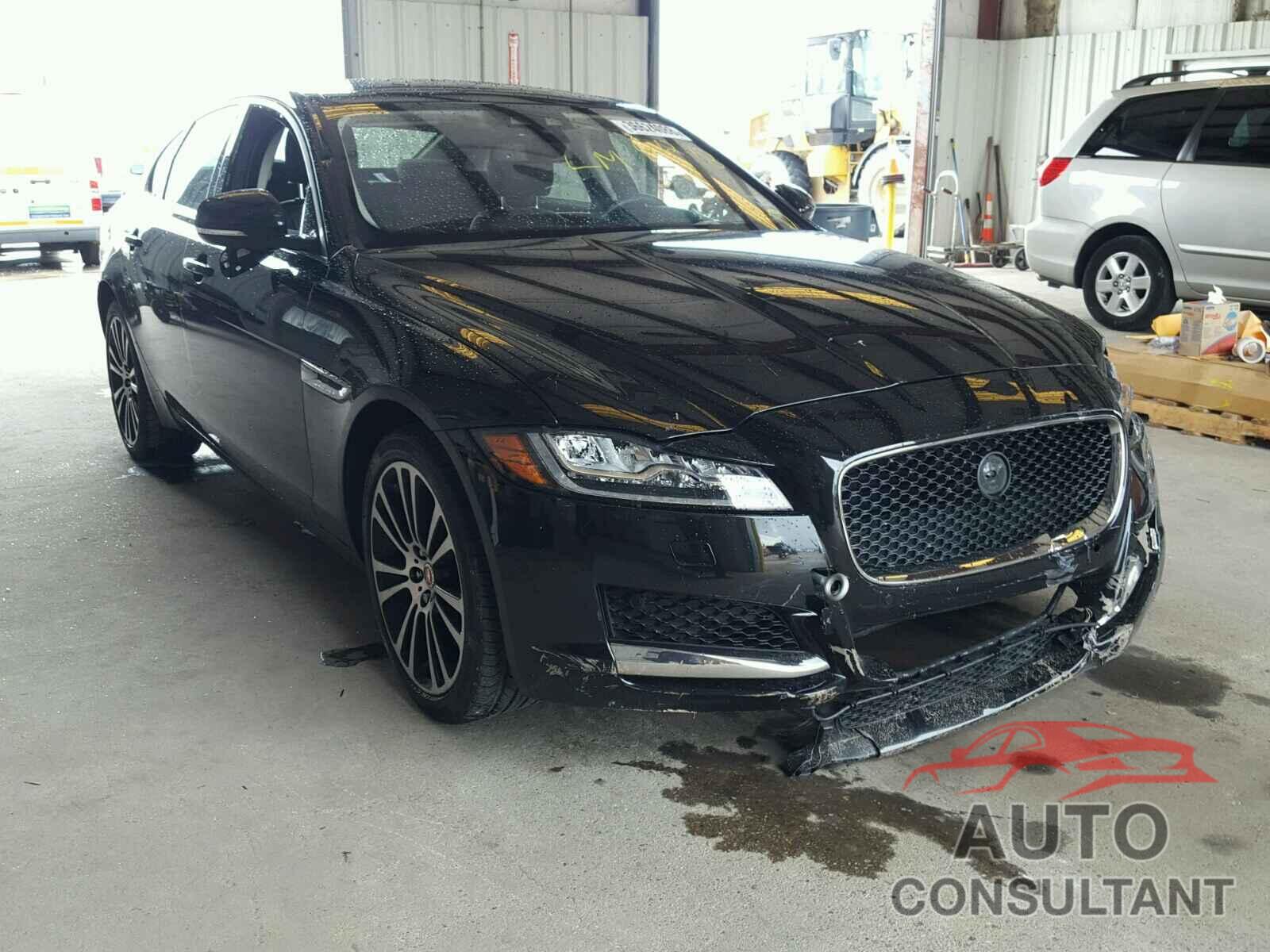 JAGUAR XF 2017 - SAJBE4BV5HCY48008