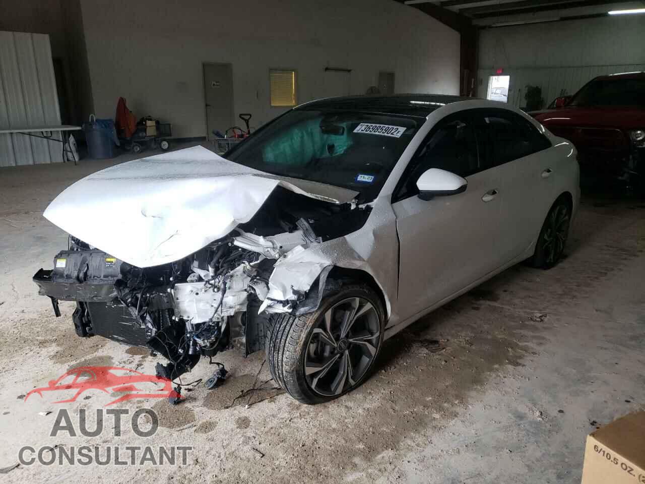 AUDI A3 2022 - WAUHUDGY8NA018089