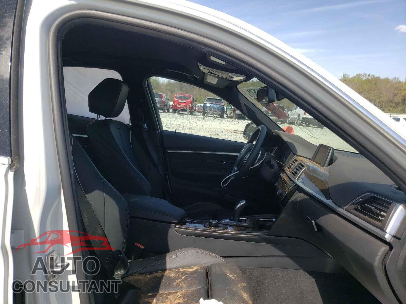 BMW 3 SERIES 2017 - WBA8D9C37HA012408