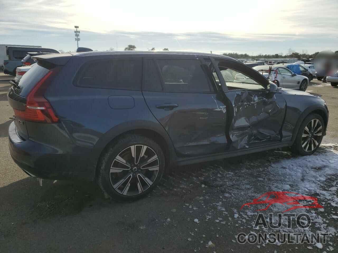 VOLVO V60 2021 - YV4102WK5M1067652