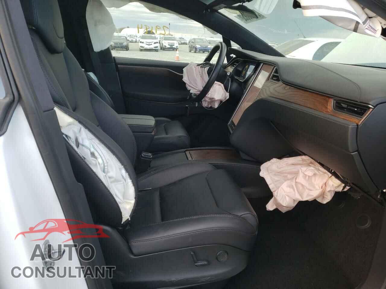 TESLA MODEL X 2019 - 5YJXCAE21KF161404