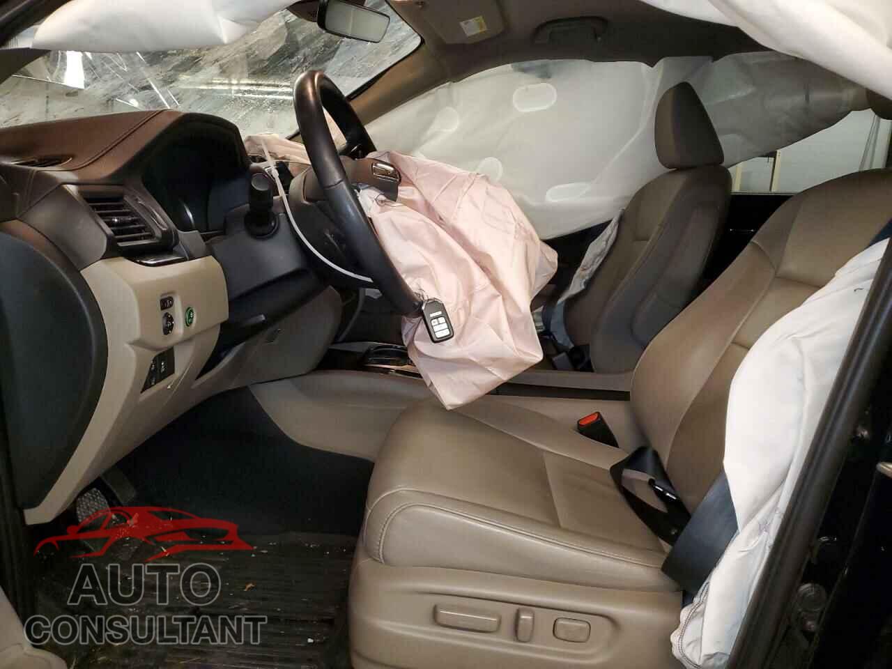 HONDA PILOT 2020 - 5FNYF6H61LB015545