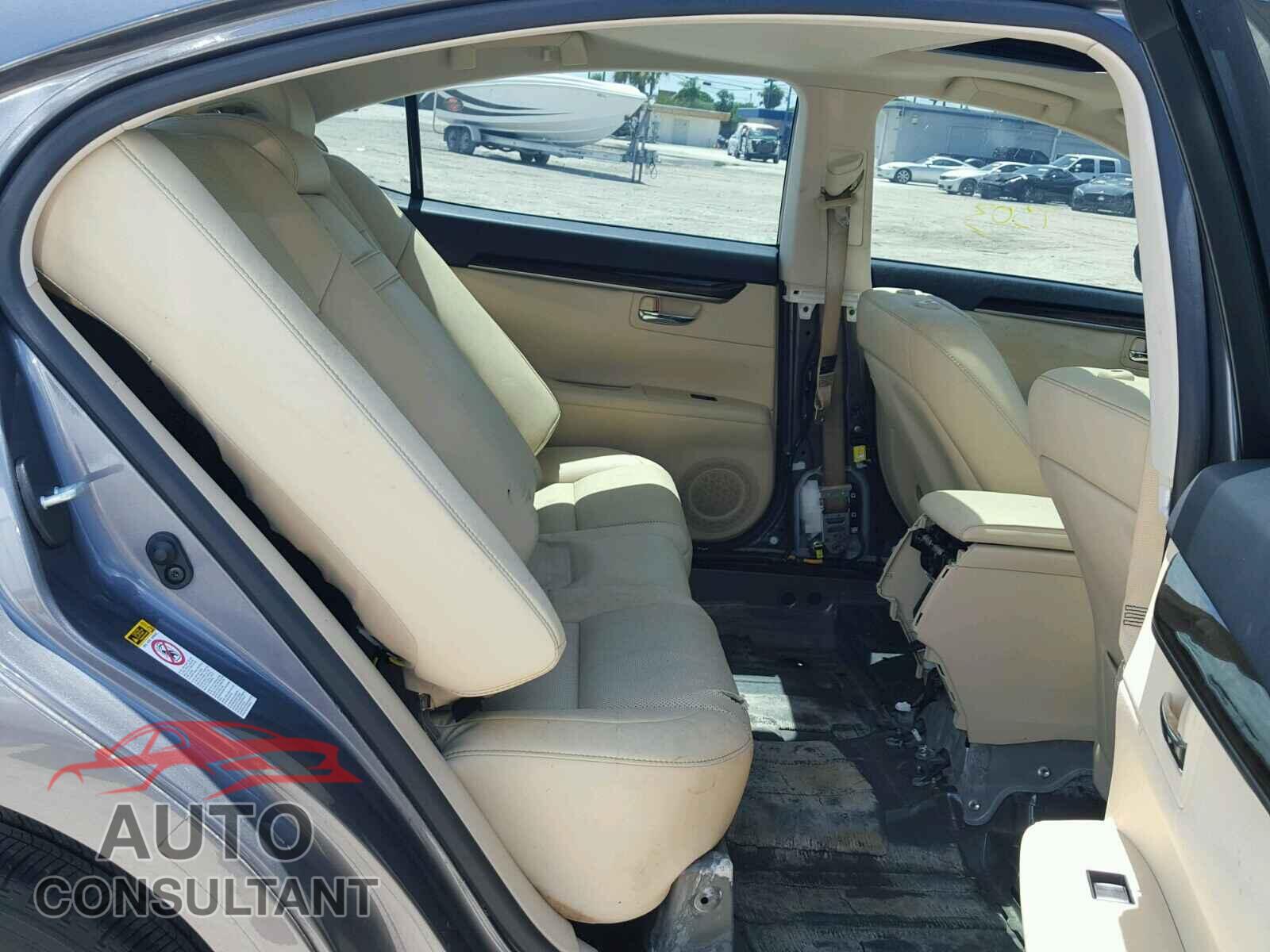 LEXUS ES350 2015 - JTHBK1GG0F2175453