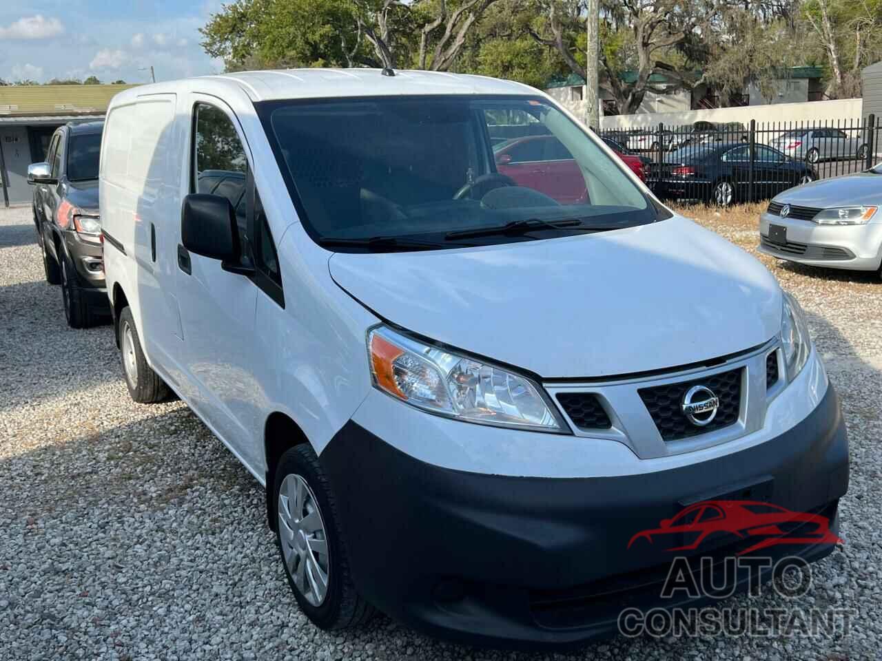 NISSAN NV 2017 - 3N6CM0KN5HK713648