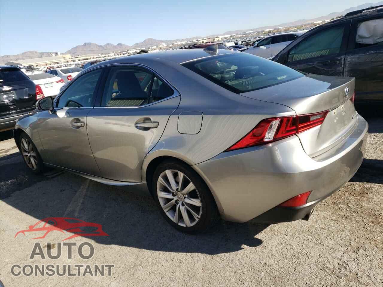 LEXUS IS 2016 - JTHBA1D21G5030837