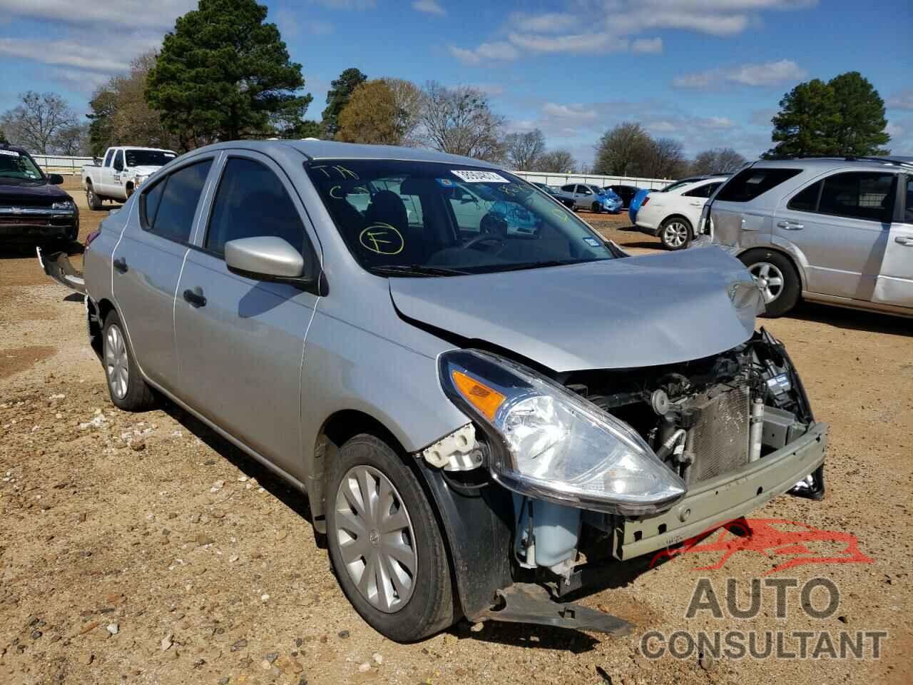 NISSAN VERSA 2017 - 3N1CN7AP6HL908683