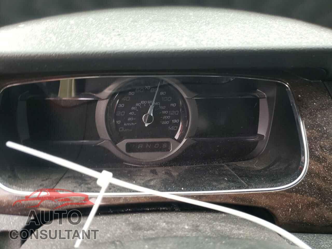 FORD TAURUS 2018 - 1FAHP2F84JG106280