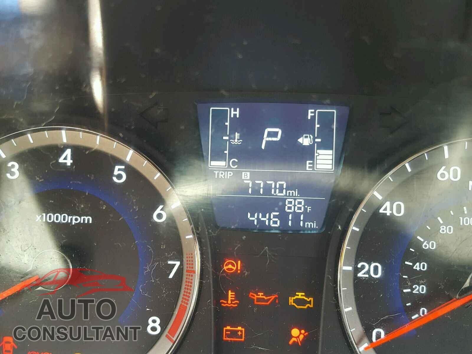 HYUNDAI ACCENT 2016 - KMHCT4AE3GU127538