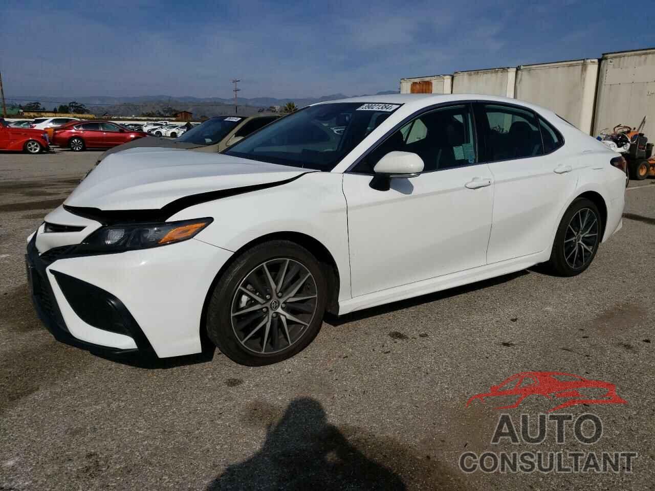TOYOTA CAMRY 2022 - 4T1T11AK9NU636976