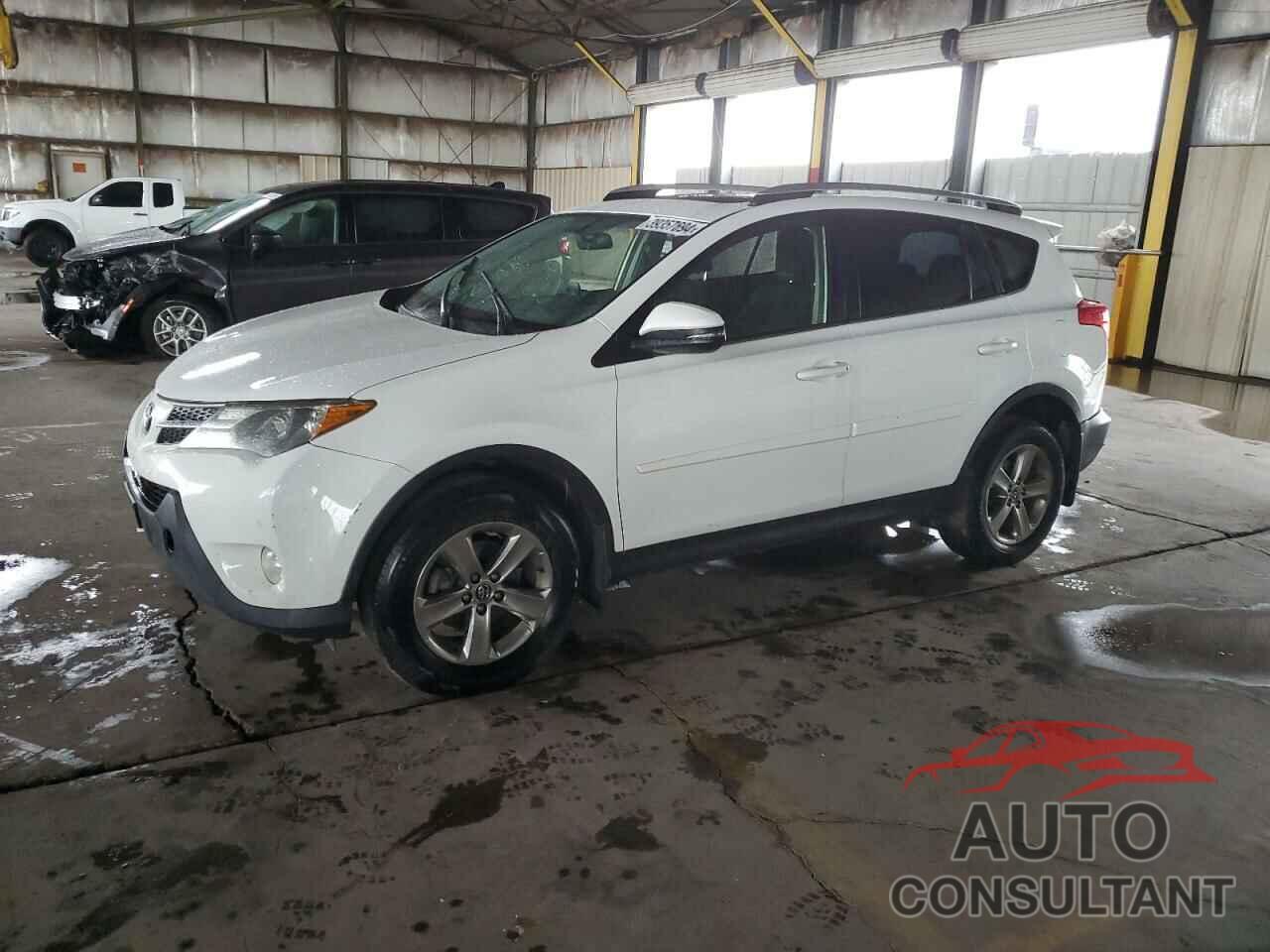 TOYOTA RAV4 2015 - JTMRFREV6FD137508