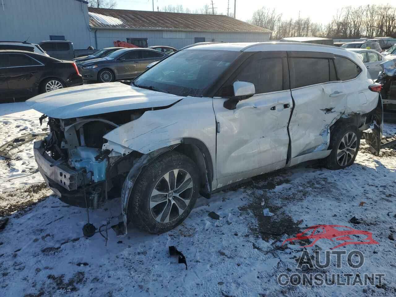 TOYOTA HIGHLANDER 2022 - 5TDGZRBH2NS576639