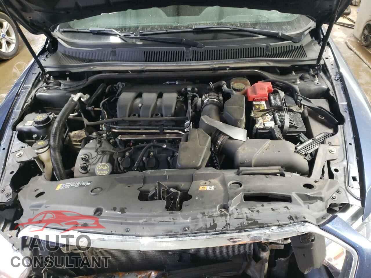 FORD TAURUS 2017 - 1FAHP2E83HG109800