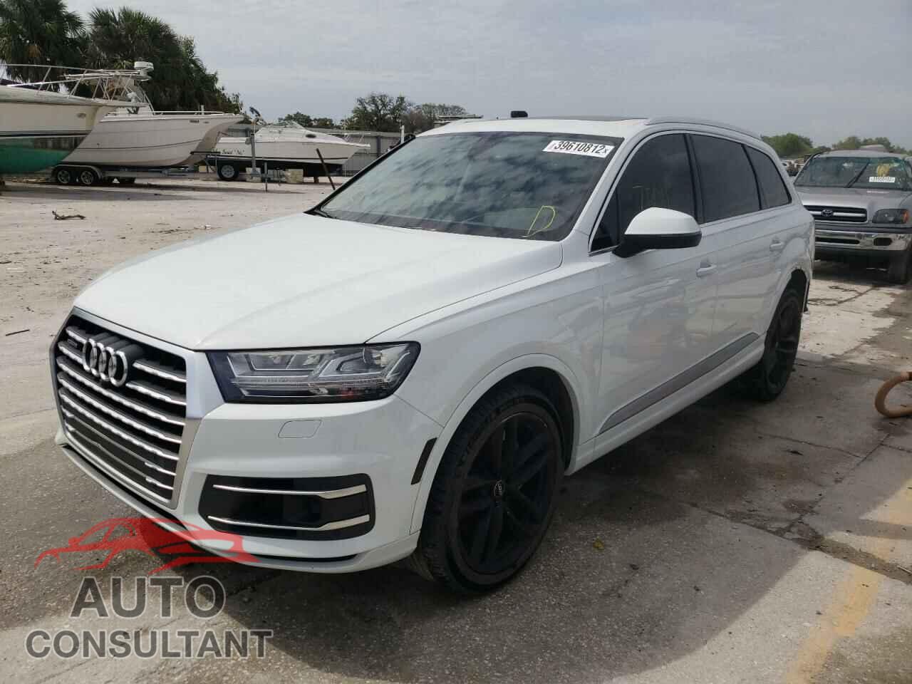 AUDI Q7 2018 - WA1VAAF71JD024003