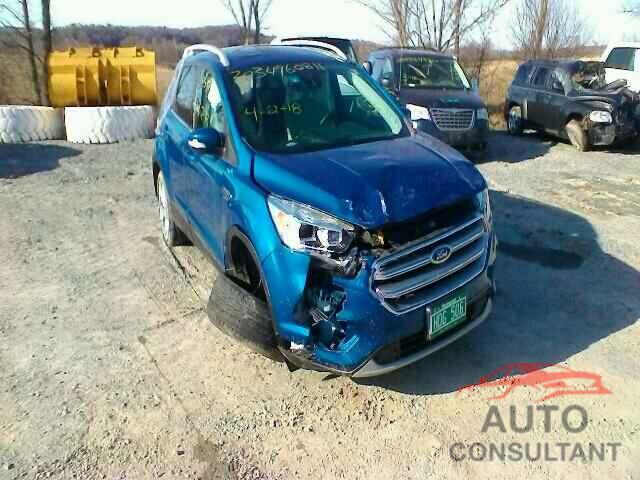 FORD ESCAPE 2017 - 1FMCU9J92HUA86463