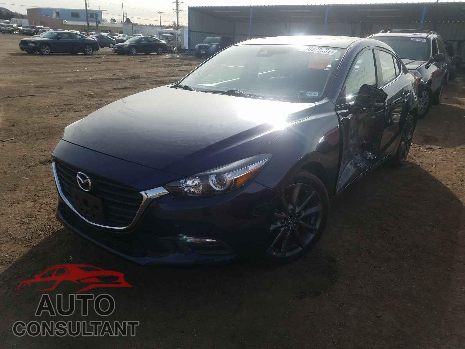 MAZDA 3 2018 - 3MZBN1V37JM274598