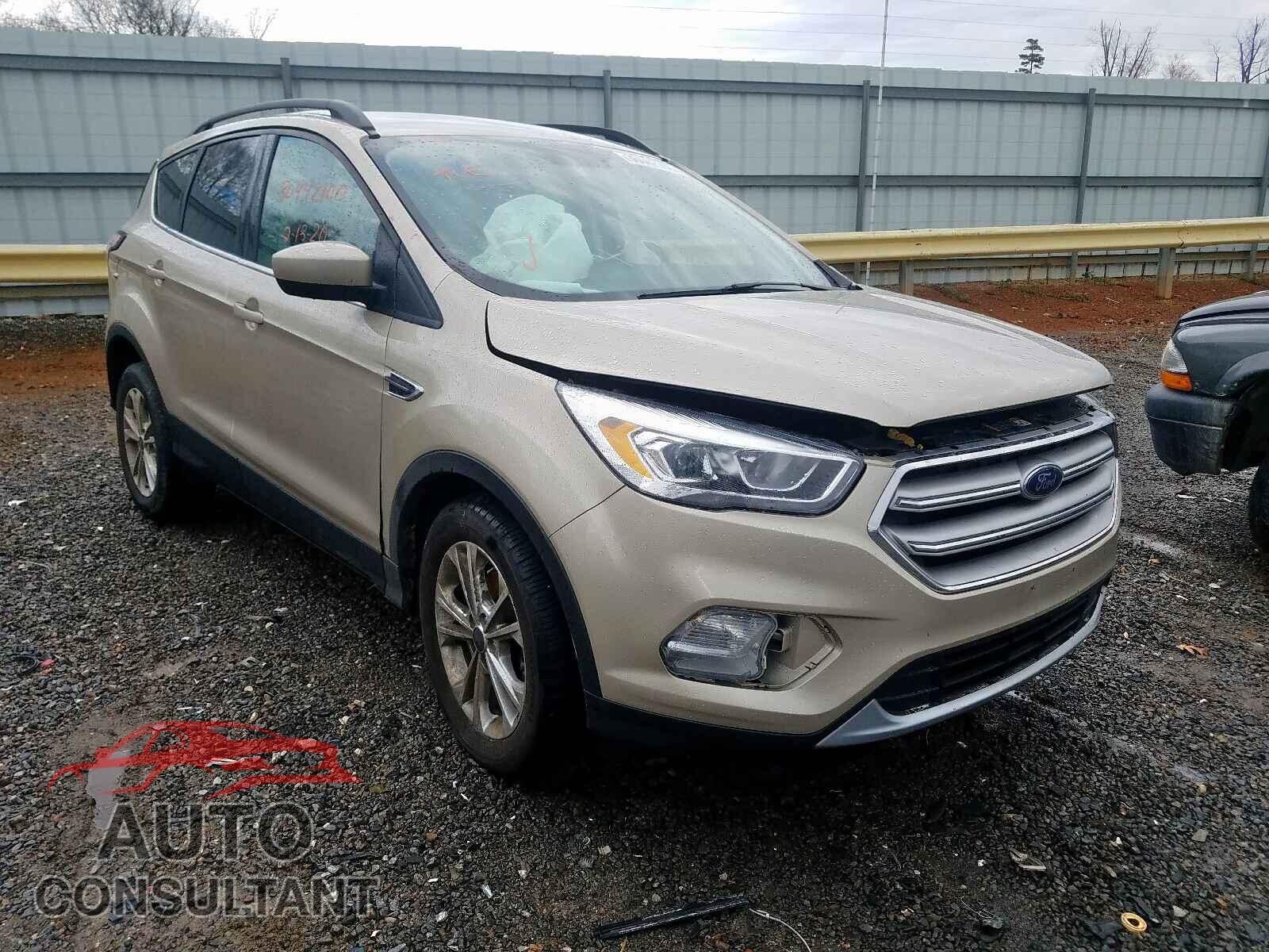 FORD ESCAPE 2017 - 1FMCU0GD9HUE24934