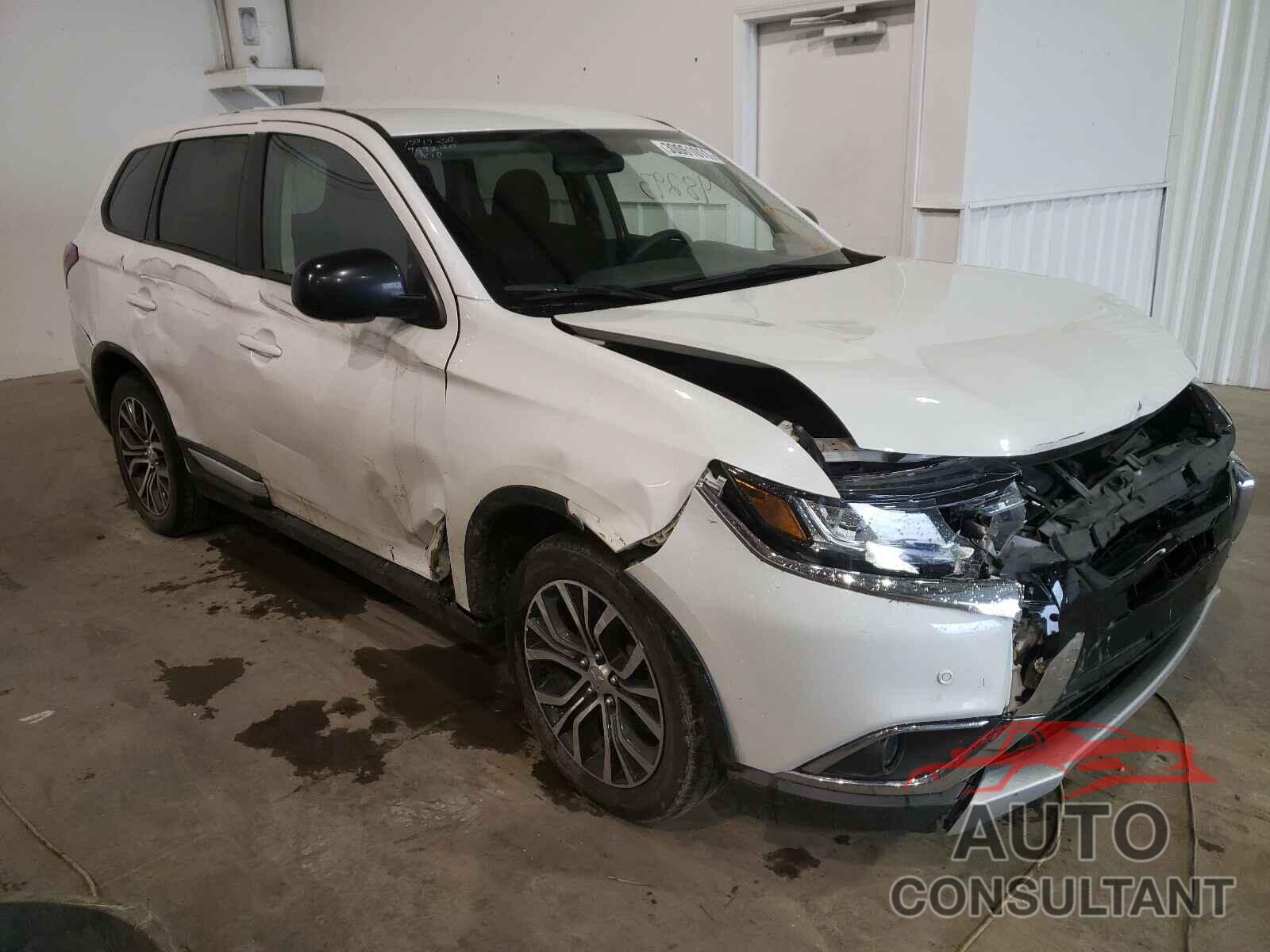 MITSUBISHI OUTLANDER 2018 - JA4AD2A32JZ005754