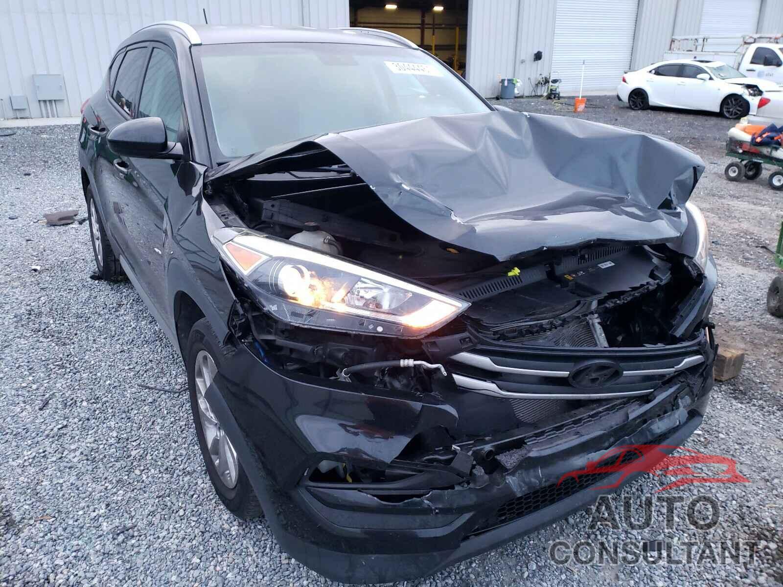 HYUNDAI TUCSON 2017 - JF1VA2M62G9827121