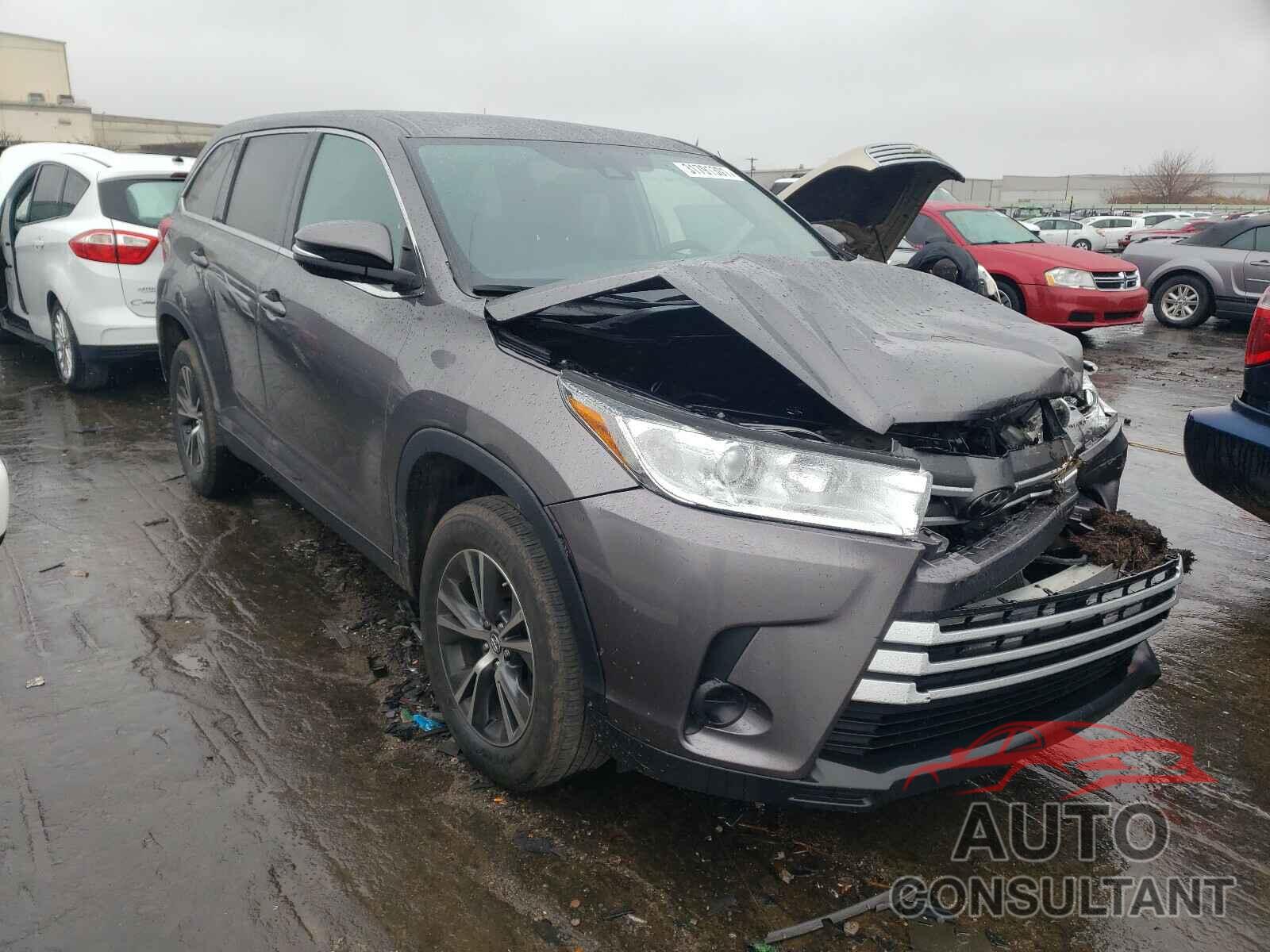 TOYOTA HIGHLANDER 2019 - 5TDZZRFH3KS319696