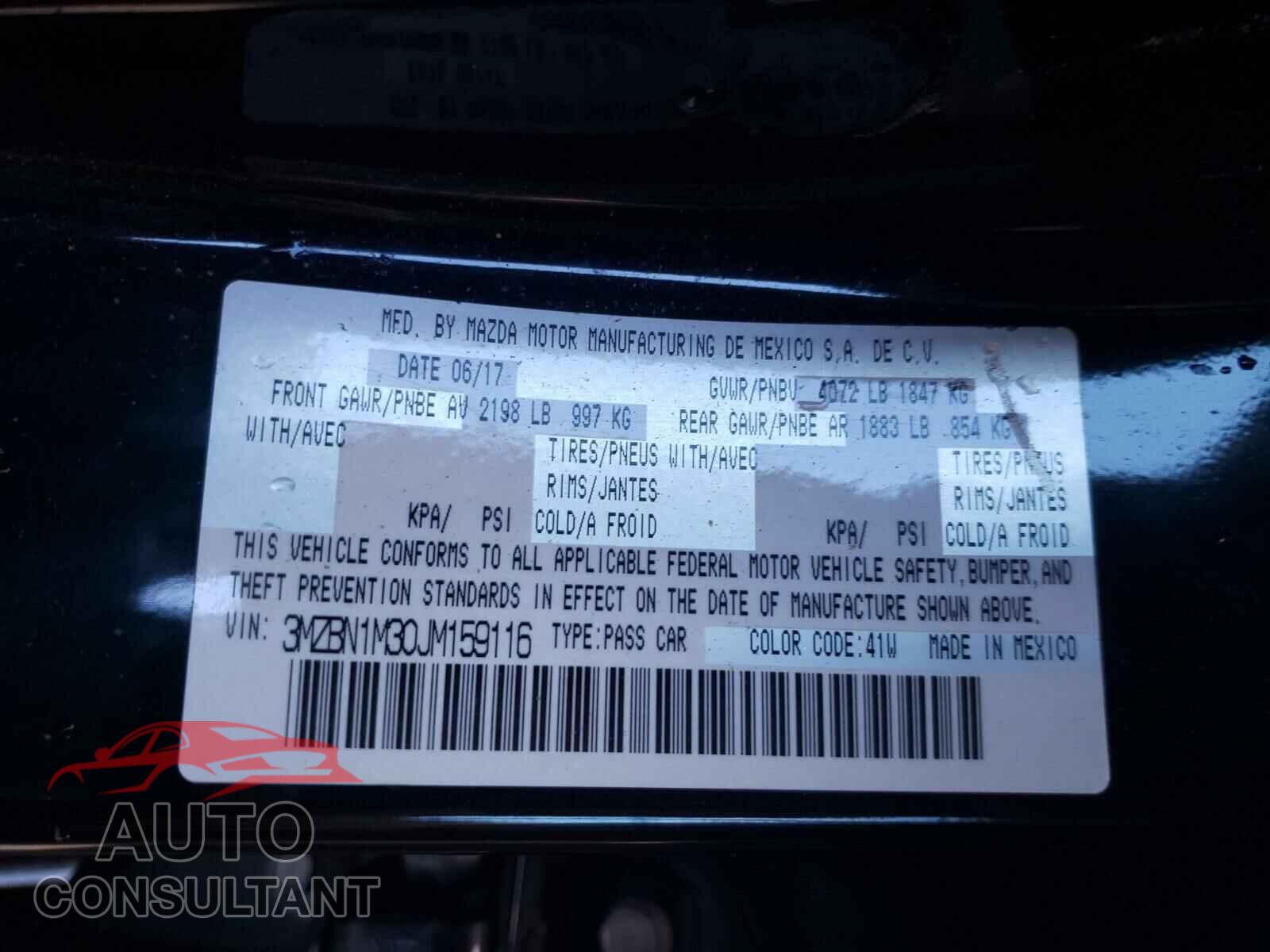 MAZDA 3 2018 - 2T3BFREV0GW436210