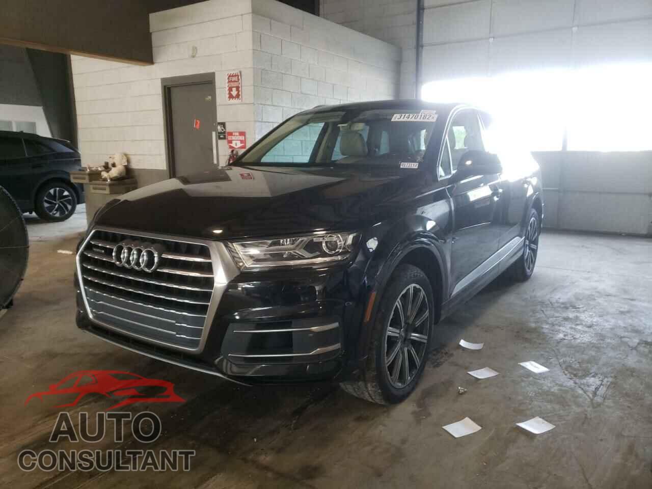 AUDI Q7 2017 - WA1LAAF70HD010840