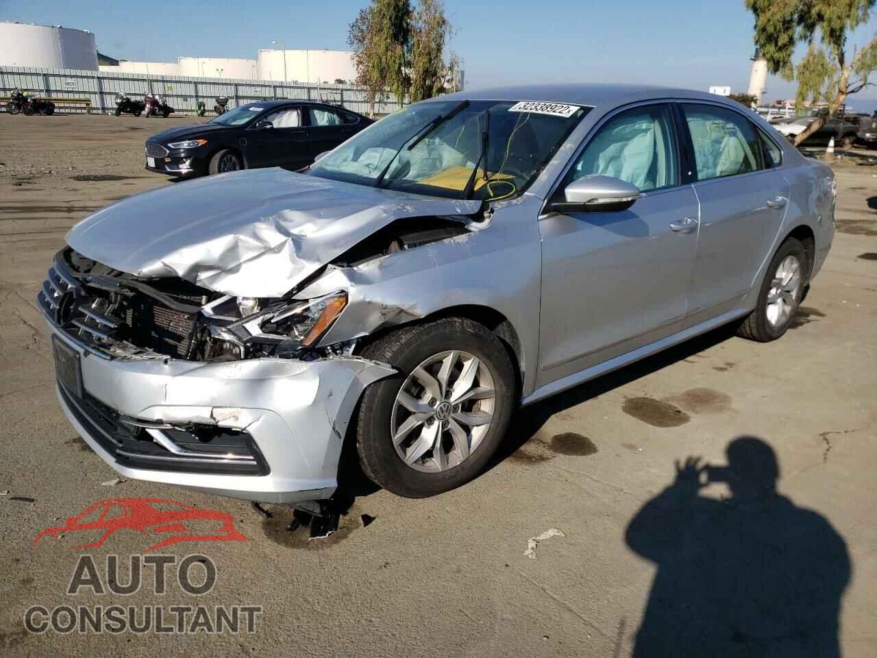 VOLKSWAGEN PASSAT 2016 - 1VWAT7A39GC003014