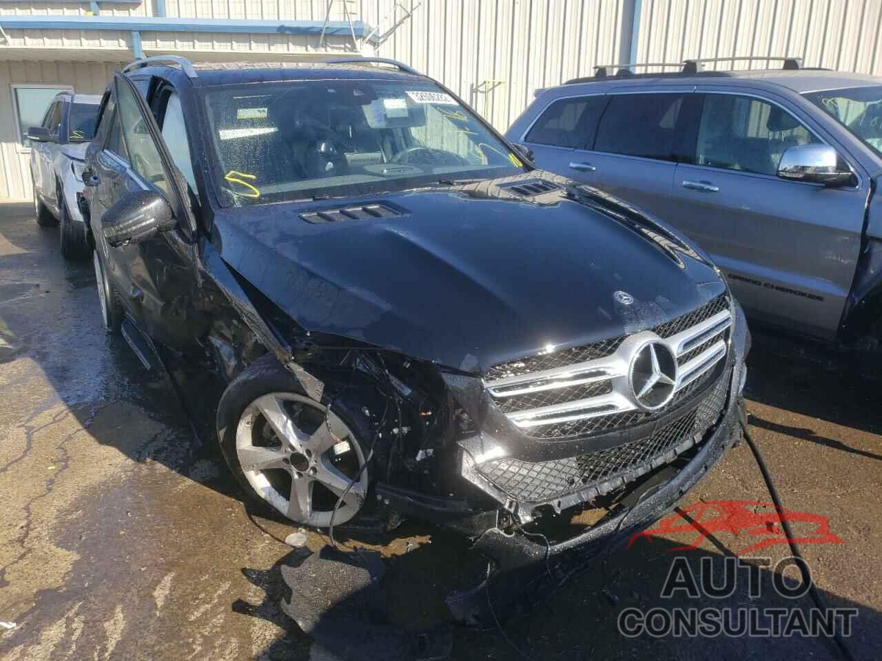 MERCEDES-BENZ GLE-CLASS 2018 - 4JGDA5JB9JB022835