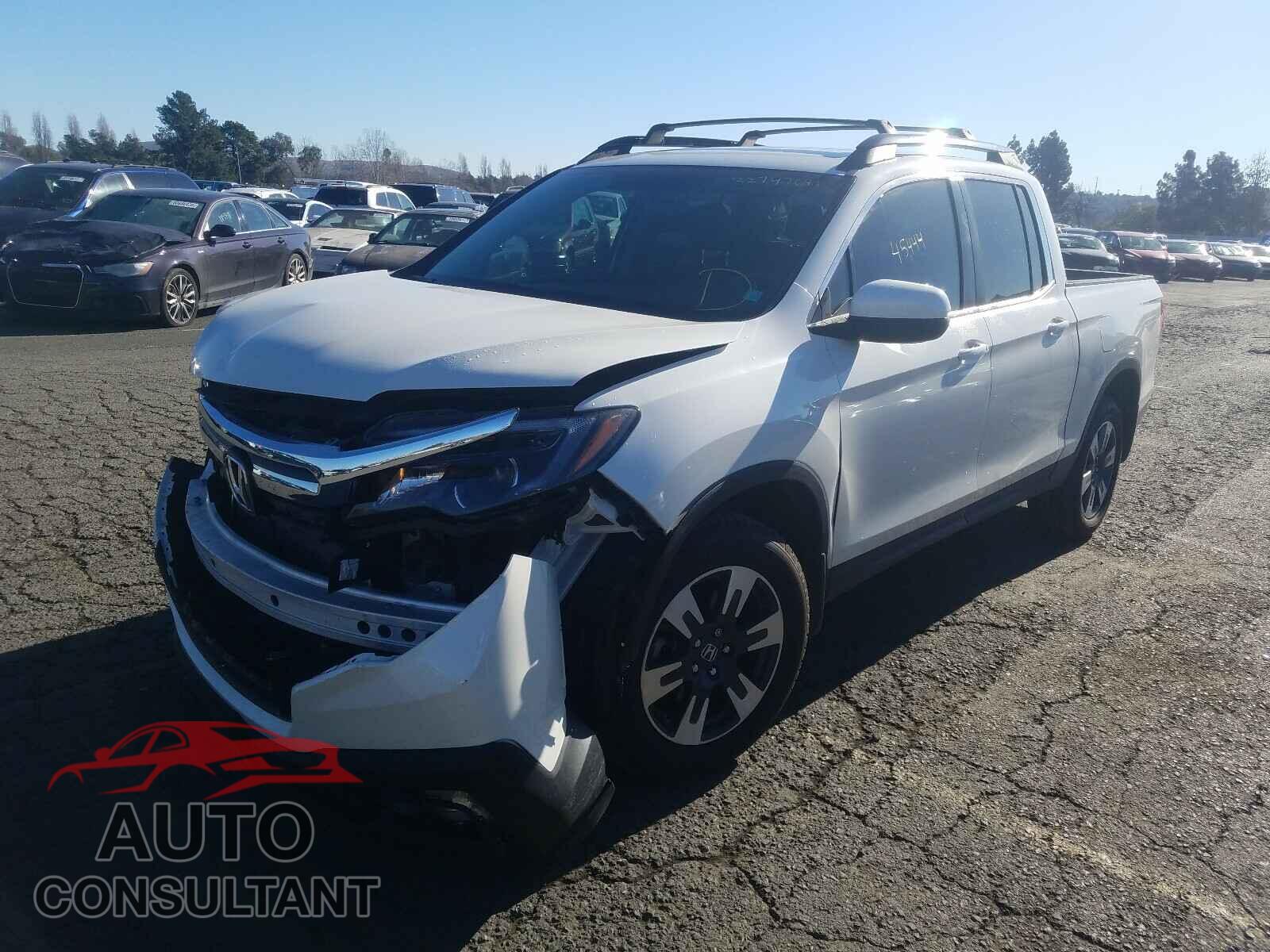 HONDA RIDGELINE 2018 - 5FPYK3F50JB016517
