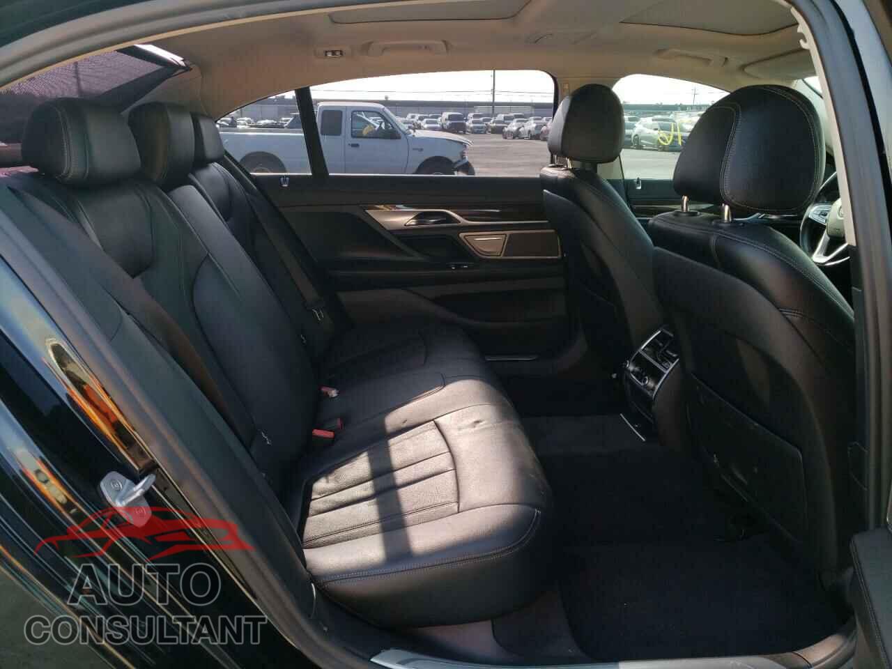 BMW 7 SERIES 2019 - WBA7E2C52KB216617