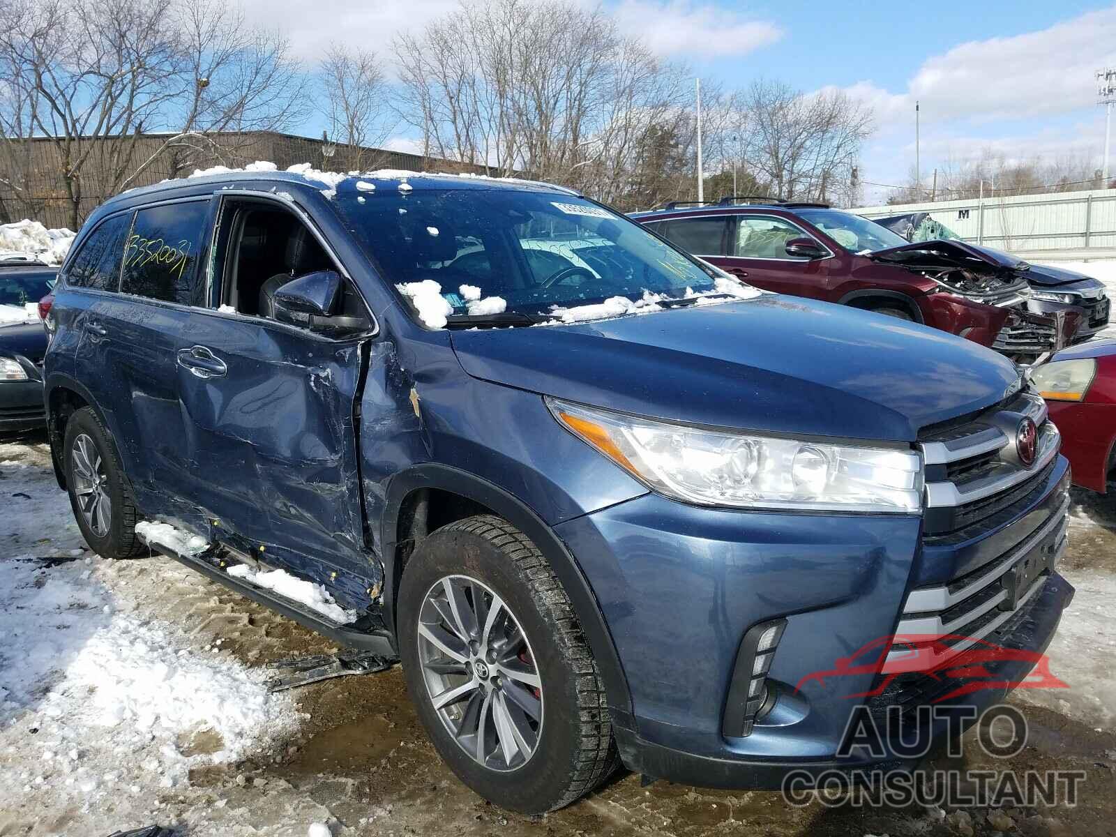 TOYOTA HIGHLANDER 2018 - 5TDJZRFH2JS495358