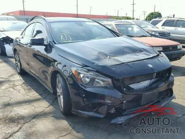 MERCEDES-BENZ CLA 250 2015 - WDDSJ4EB7FN165794