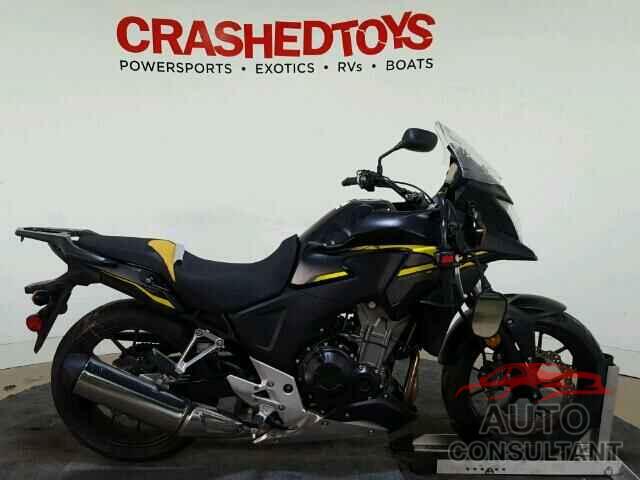 HONDA CB CYCLE 2015 - MLHPC4669F5200389