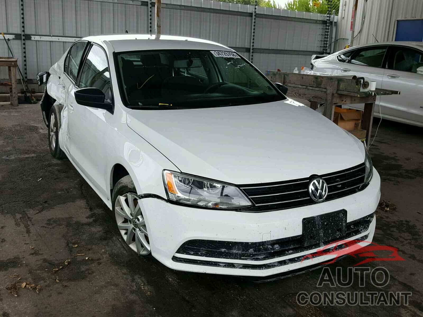 VOLKSWAGEN JETTA 2016 - 3VWD67AJ6GM253439