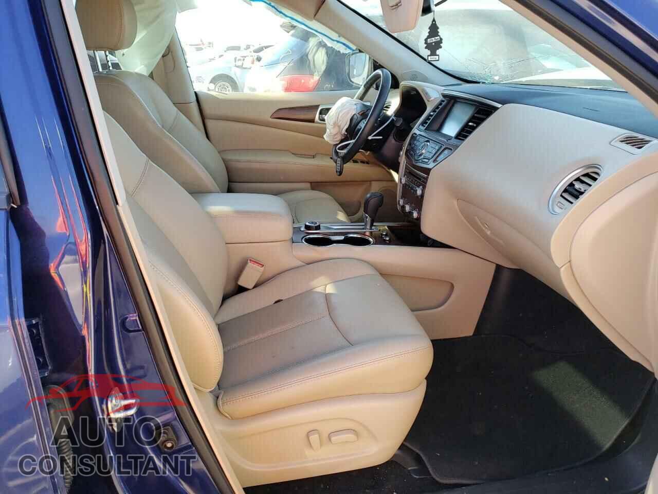 NISSAN PATHFINDER 2018 - 5N1DR2MM5JC614229