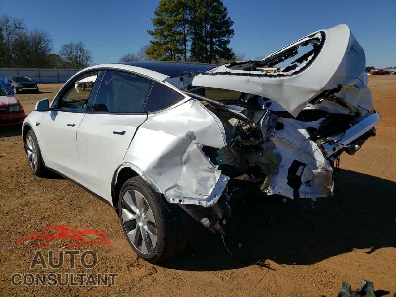 TESLA MODEL Y 2021 - 5YJYGDEE5MF240775