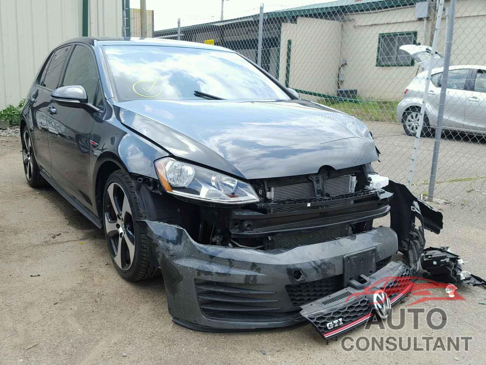 VOLKSWAGEN GTI 2015 - 3VW5T7AU7FM099443