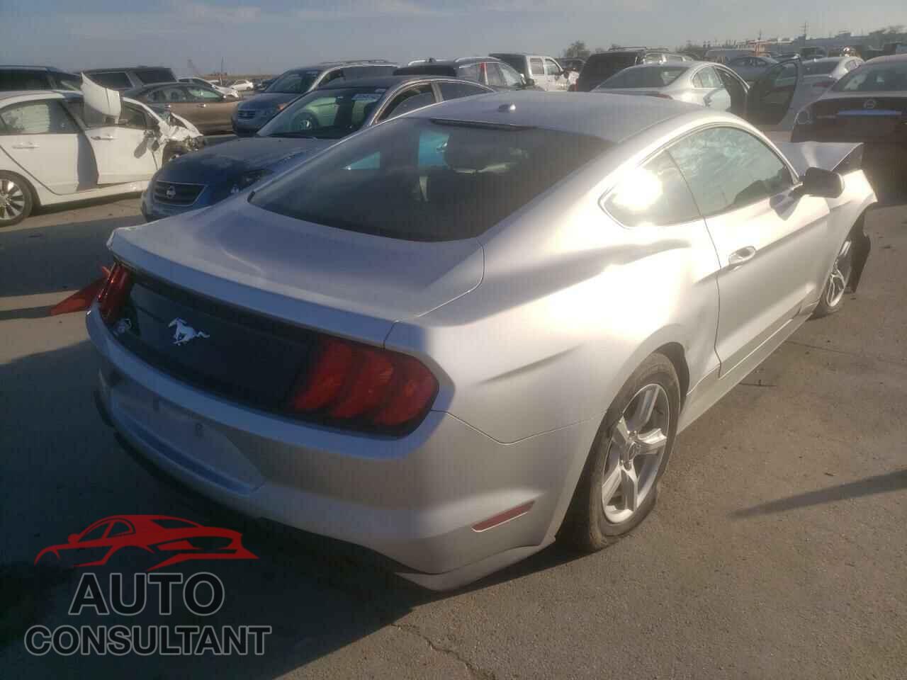 FORD MUSTANG 2019 - 1FA6P8TH4K5193870