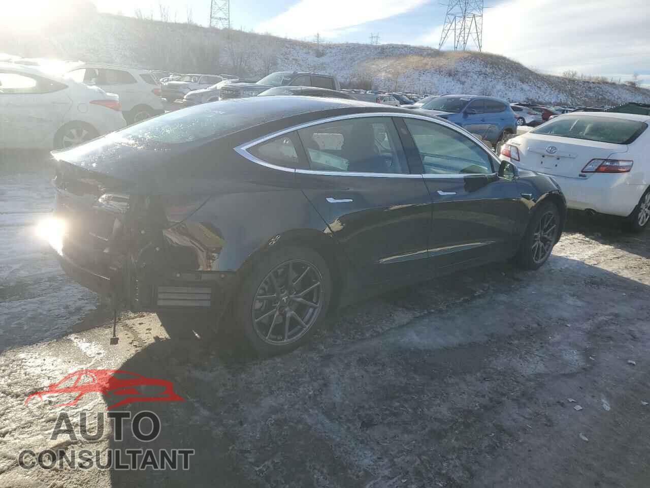 TESLA MODEL 3 2018 - 5YJ3E1EB7JF186816
