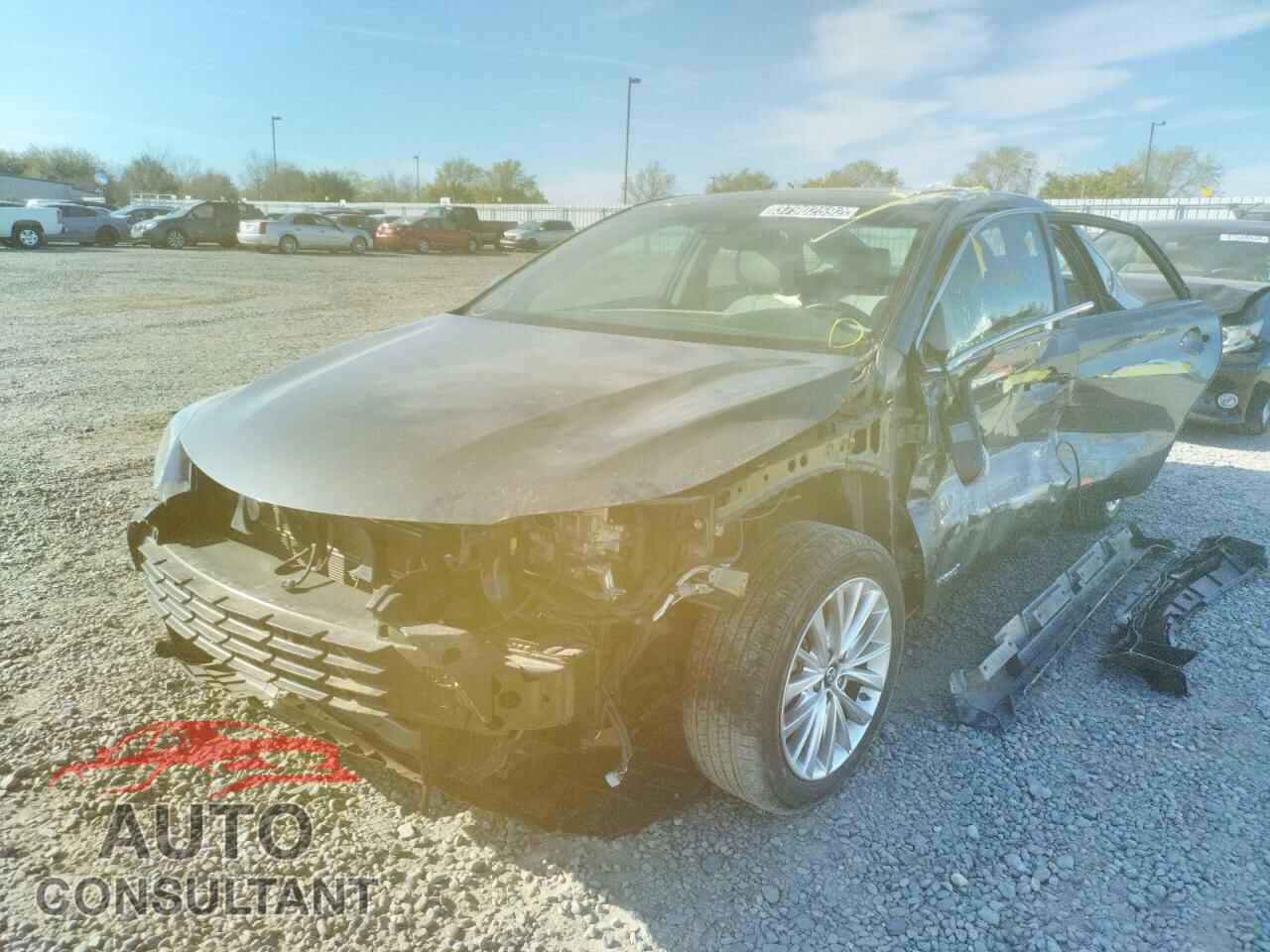TOYOTA AVALON 2018 - 4T1BD1EB2JU064219