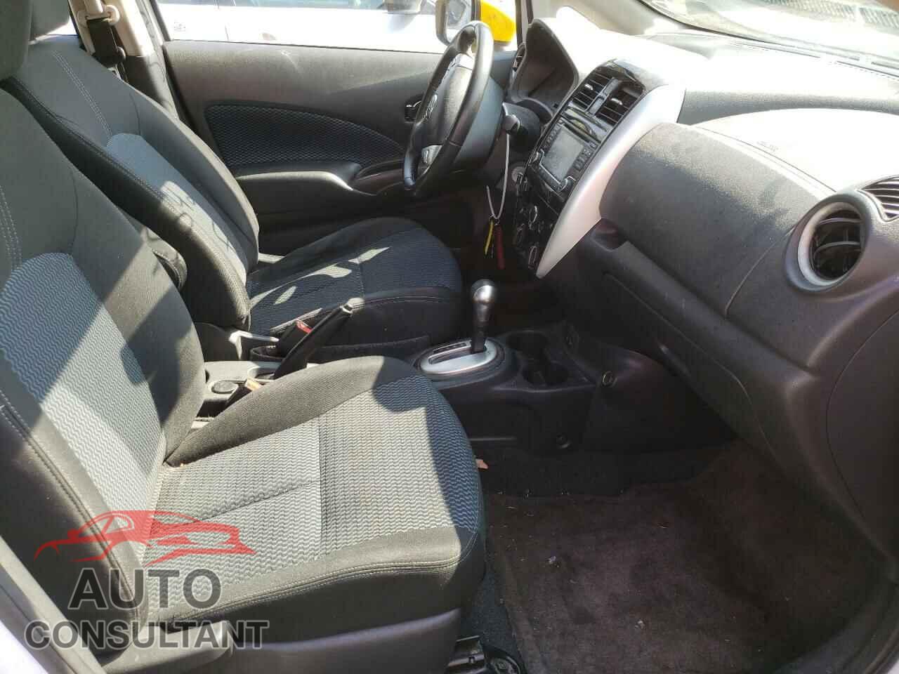 NISSAN VERSA 2017 - 3N1CE2CP2HL377675
