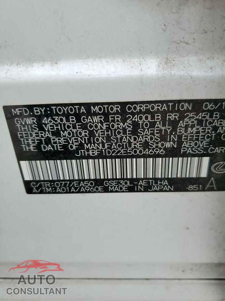 LEXUS IS 2014 - JTHBF1D22E5004696