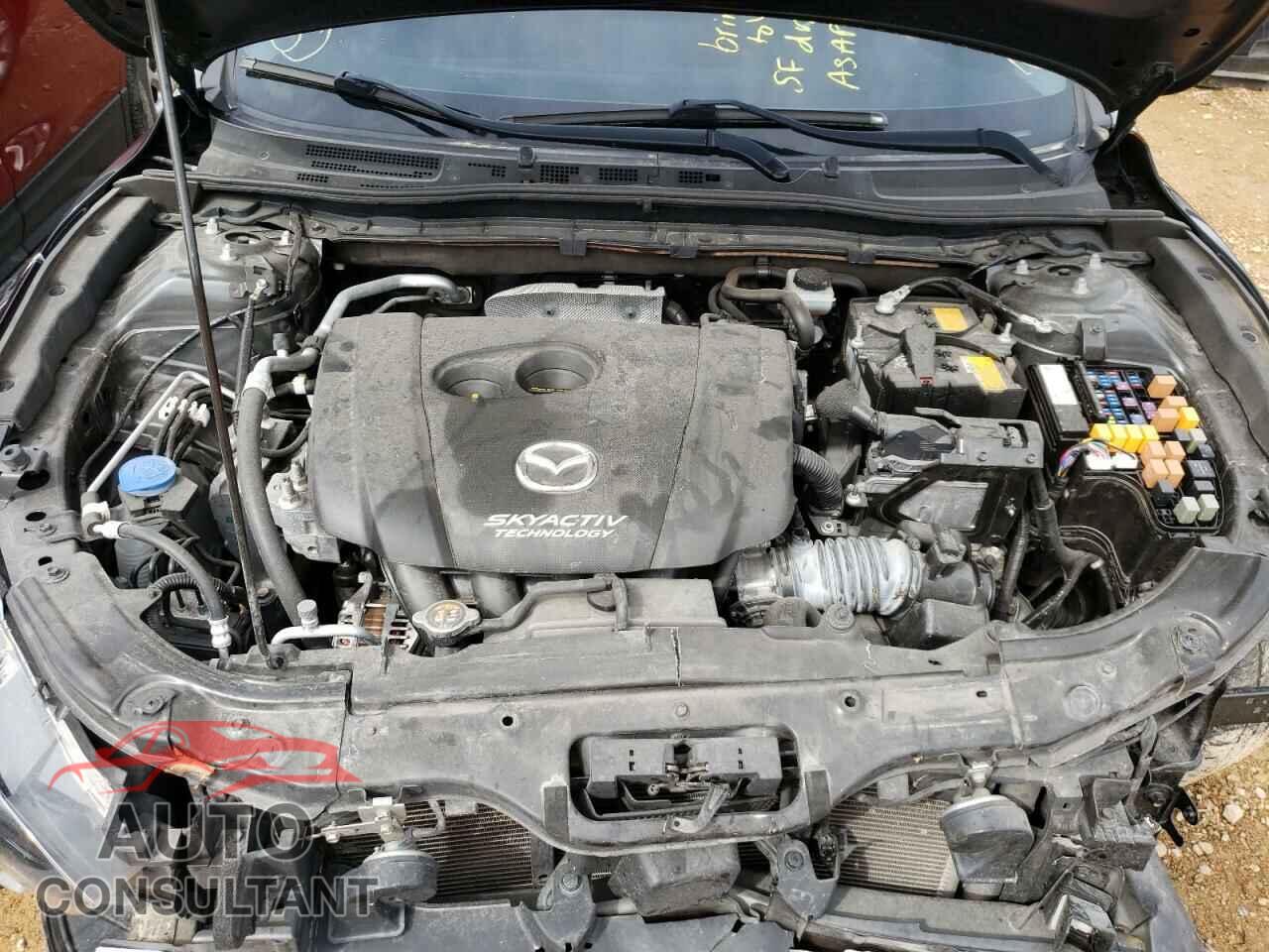 MAZDA 3 2017 - JM1BN1V73H1102131