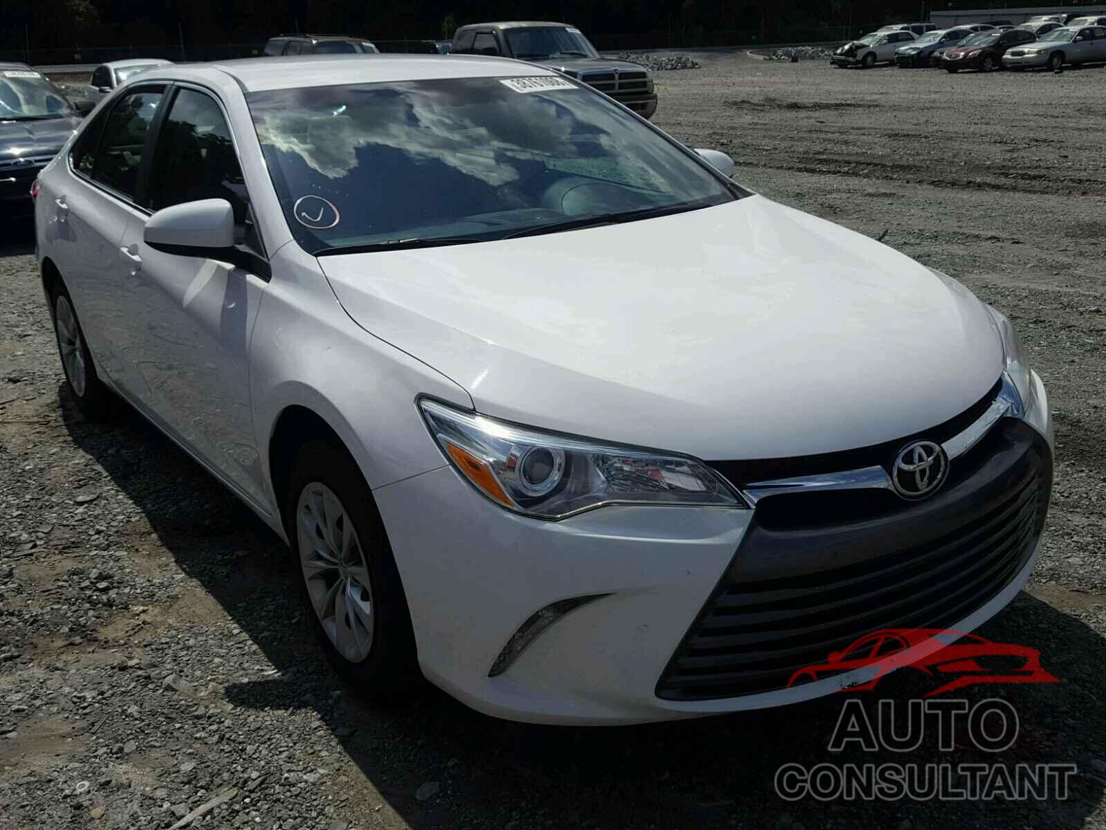TOYOTA CAMRY 2015 - 4T1BF1FK7FU042667